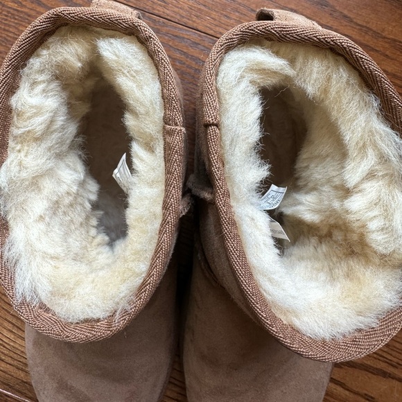 UGG Classic Mini II Boots - Picture 9 of 14